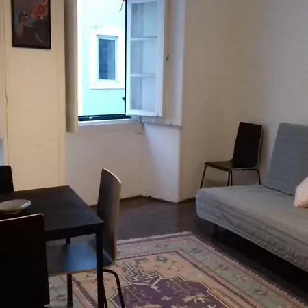 公寓 Center | Chiado Typical Small Flat *